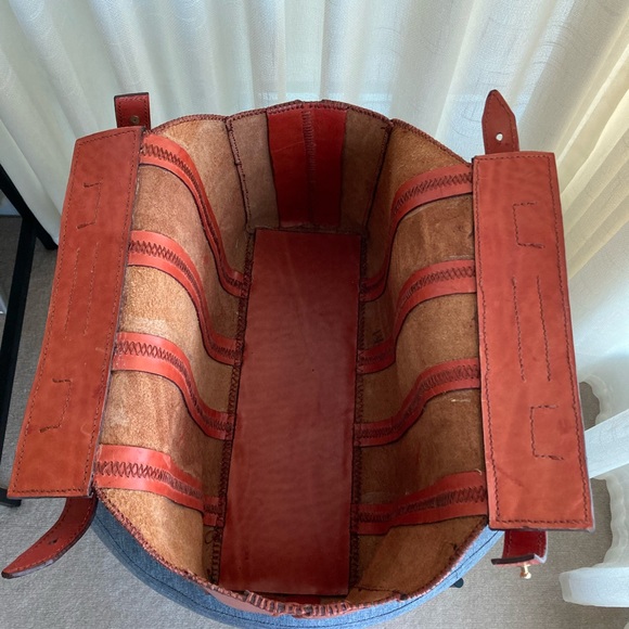 Handsewn Genuine Leather Bag - Picture 3 of 6